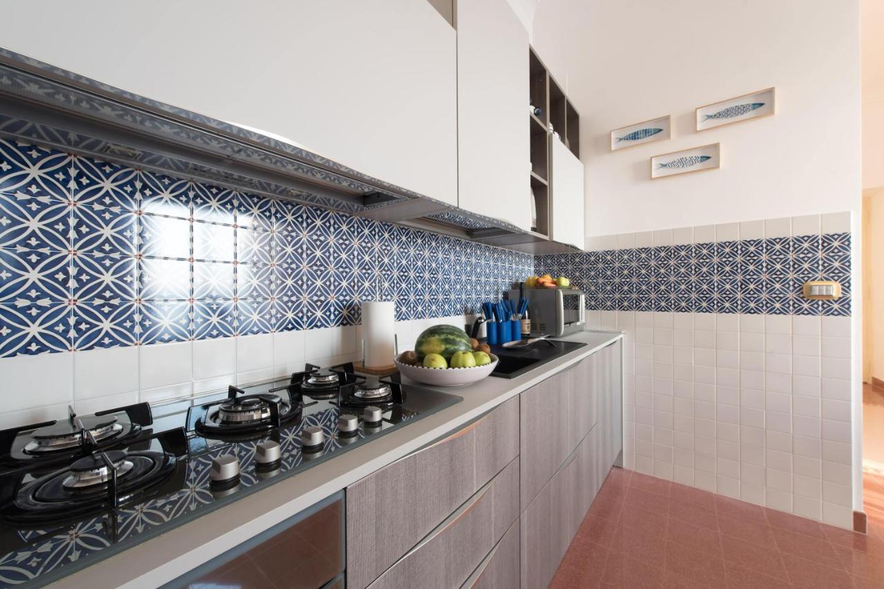 Duomo Seaside Deluxe Apartment By Ortigia Apartments Syracuse Eksteriør bilde