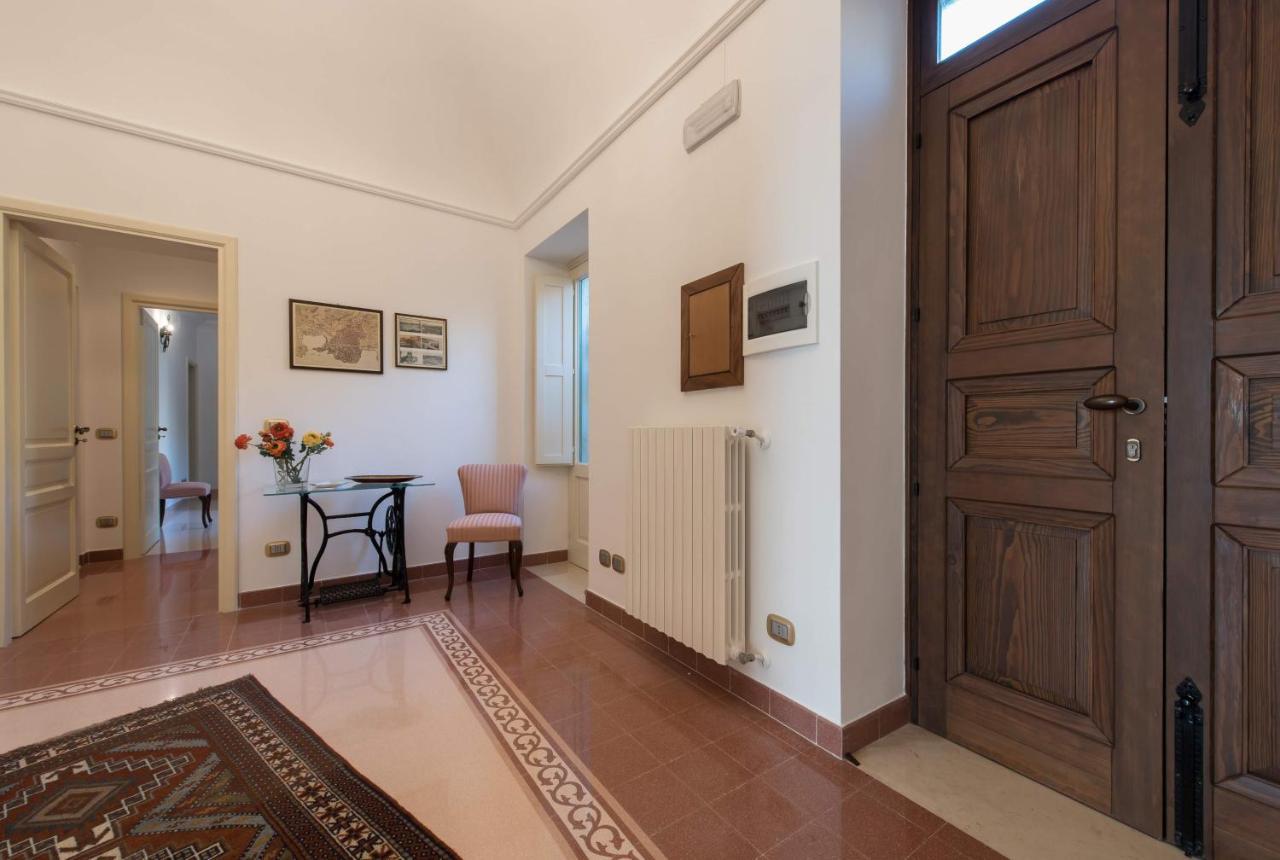 Duomo Seaside Deluxe Apartment By Ortigia Apartments Syracuse Eksteriør bilde